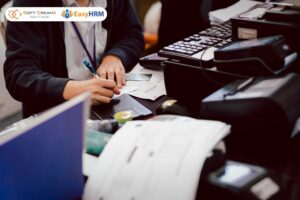 Các khoản khấu trừ lương gồm những gì?