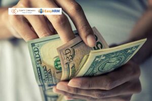 Trả lương công nhân theo hình thức khoán