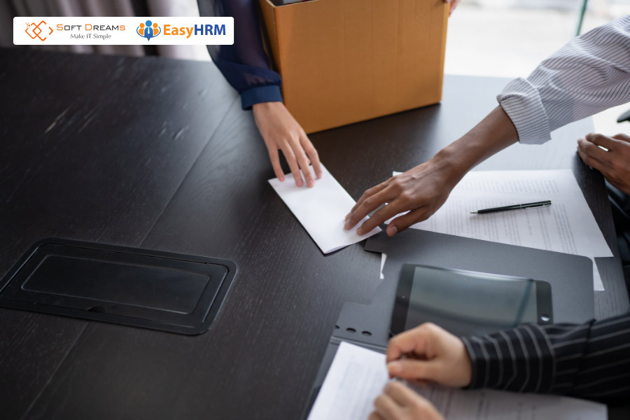 Đơn xin nghỉ không hưởng lương do đau ốm nên gửi kèm phiếu khám bệnh