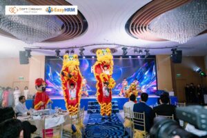 Hướng dẫn quy trình tổ chức Year End Party từ A–Z