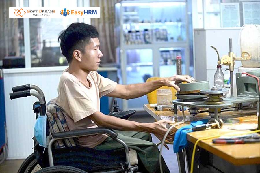 Người trong độ tuổi lao động là người phụ thuộc khi bị khuyết tật và thu nhập không quá 1 triệu đồng/tháng