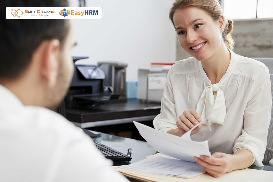 Vì sao nên thực hiện đánh giá nhân viên cuối năm?