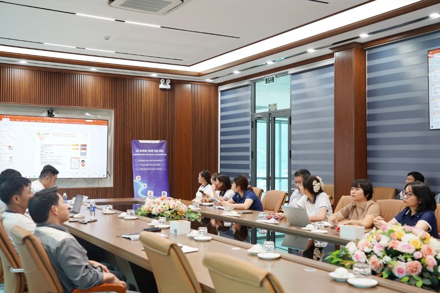 Bài toán dữ liệu nhân sự của hơn 300 con người tại nhà máy